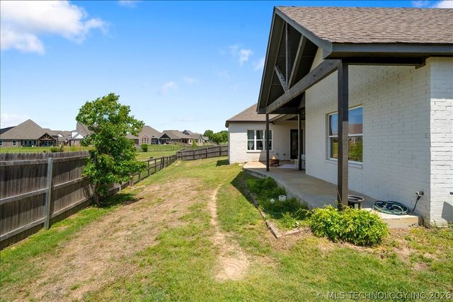 14302 S Florence Avenue, Bixby, OK 74008