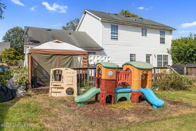 3815 Willowview Blvd, Louisville, KY 40299
