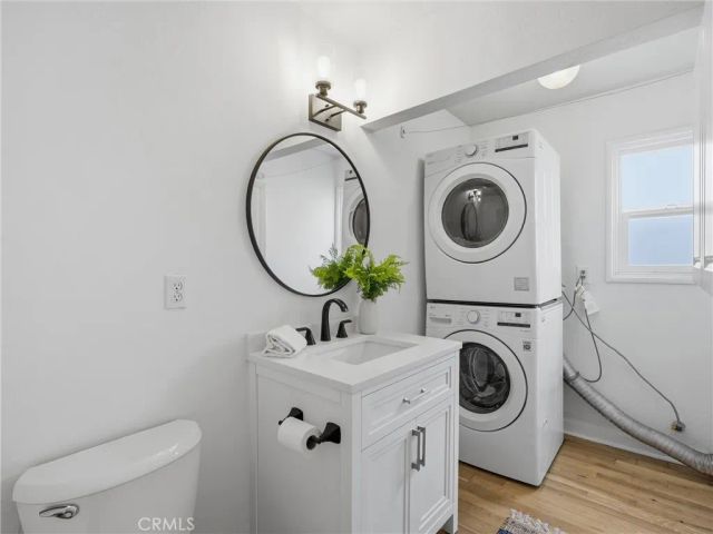 4834 McConnell Avenue, Los Angeles, CA 90066