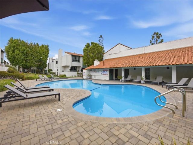 4834 McConnell Avenue, Los Angeles, CA 90066