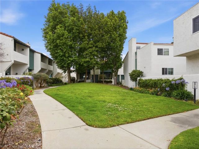4834 McConnell Avenue, Los Angeles, CA 90066