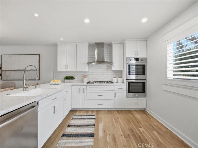 4834 McConnell Avenue, Los Angeles, CA 90066