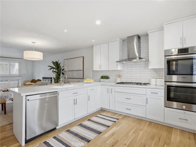 4834 McConnell Avenue, Los Angeles, CA 90066