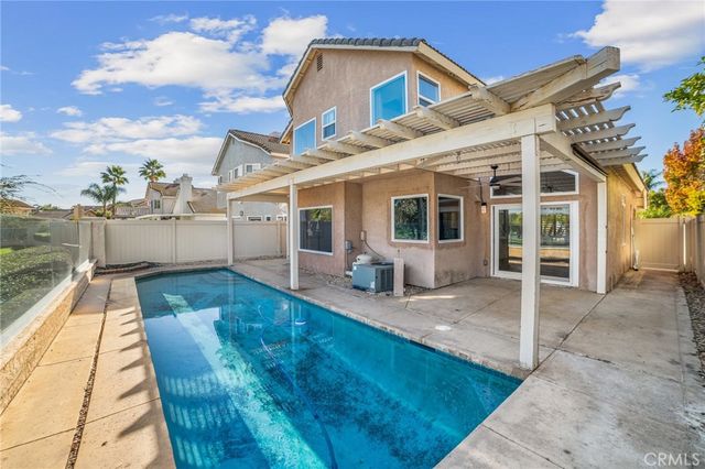 30258 Shoreline Drive, Menifee, CA 92584