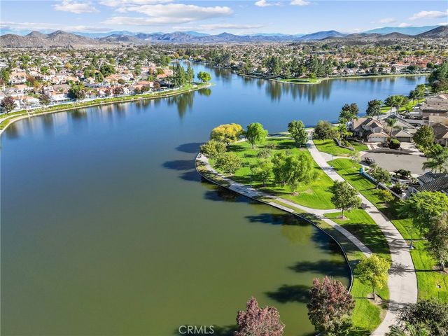 30258 Shoreline Drive, Menifee, CA 92584