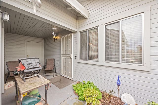 588 Samuel Way, Sacramento, CA 95838