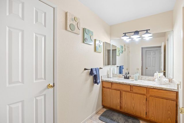 588 Samuel Way, Sacramento, CA 95838