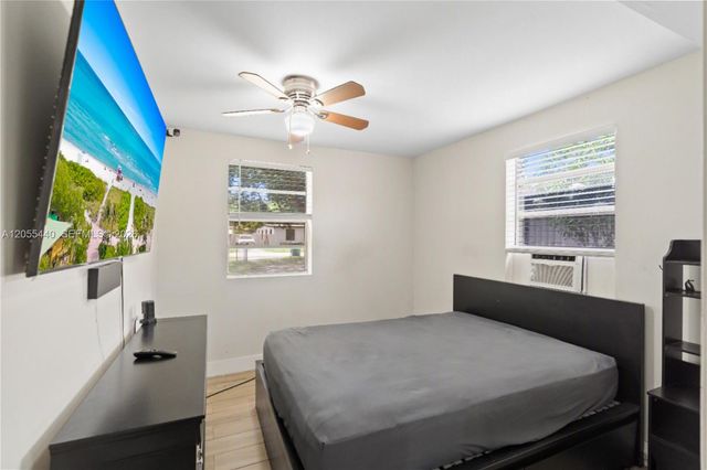 6109 SW 40th Court, Miramar, FL 33023