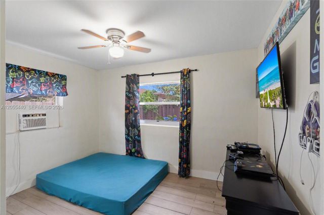 6109 SW 40th Court, Miramar, FL 33023