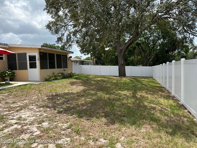 1117 Newhope Road, Spring Hill, FL 34606