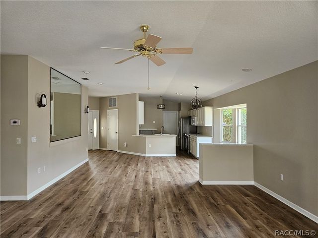 2137 N Brentwood Circle, Lecanto, FL 34461