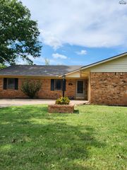 916 KIOWA DRIVE, Burkburnett, TX 76354