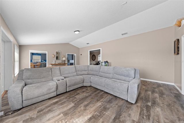 3034 SAND STONE CIRCLE, St Cloud, FL 34772