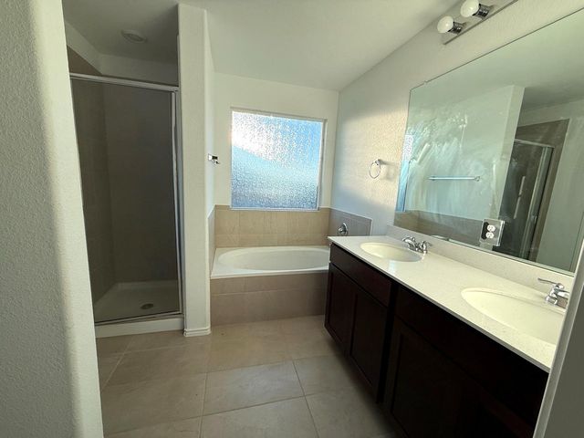 8109 Copper Prairie BND, Lago Vista, TX 78645