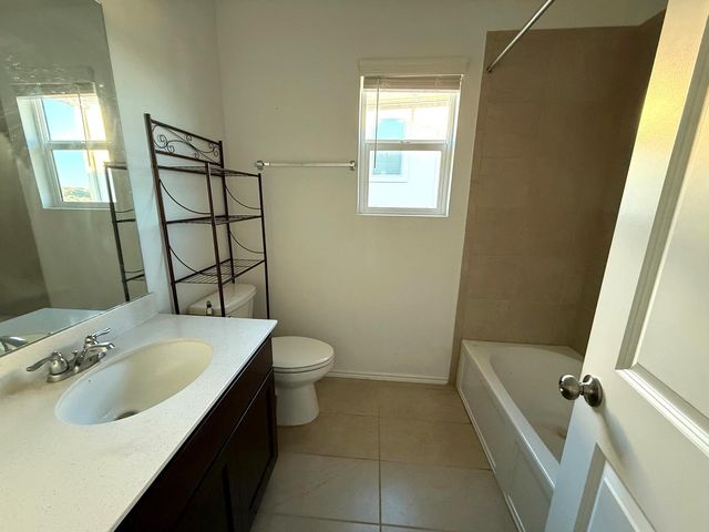 8109 Copper Prairie BND, Lago Vista, TX 78645