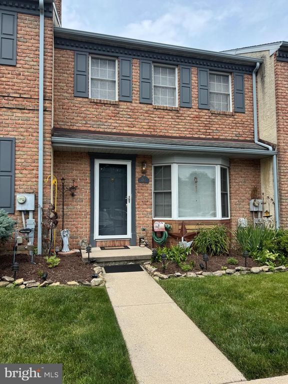 57 WINCHESTER CT, Reading, PA 19606