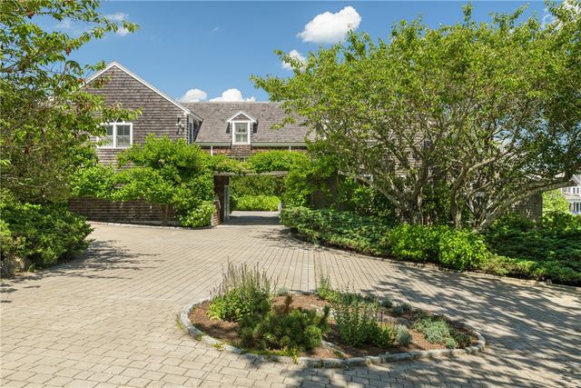 315 Ocean Avenue, Newport, RI 02840