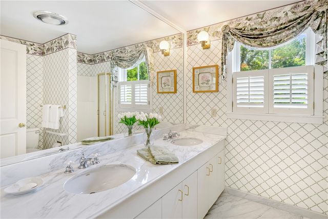 315 Ocean Avenue, Newport, RI 02840