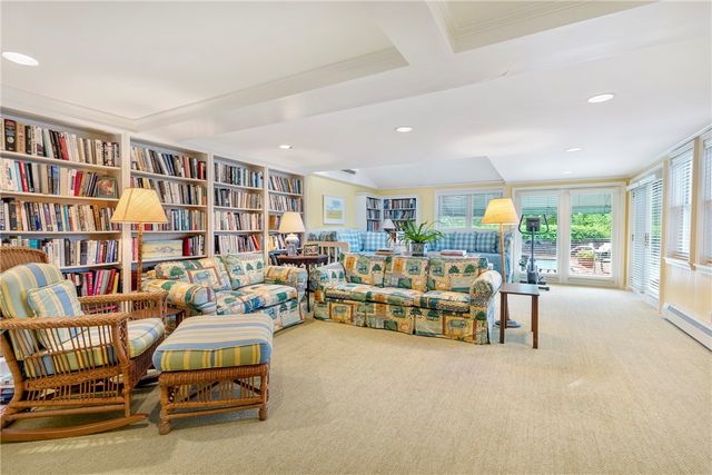 315 Ocean Avenue, Newport, RI 02840