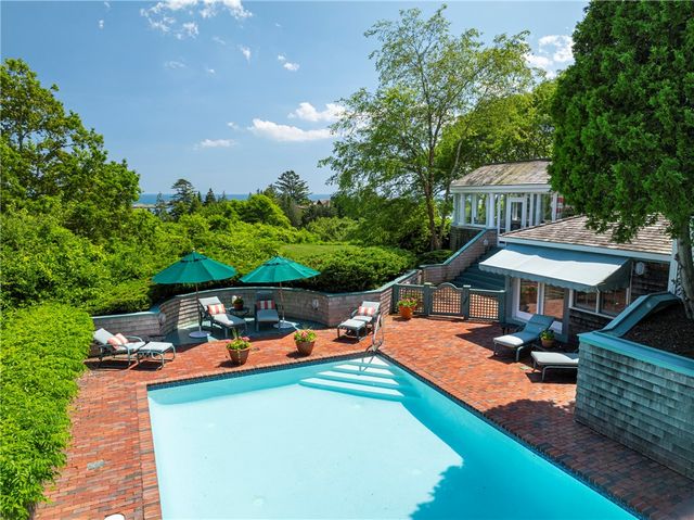 315 Ocean Avenue, Newport, RI 02840