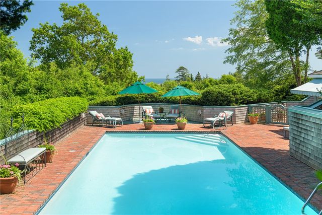 315 Ocean Avenue, Newport, RI 02840