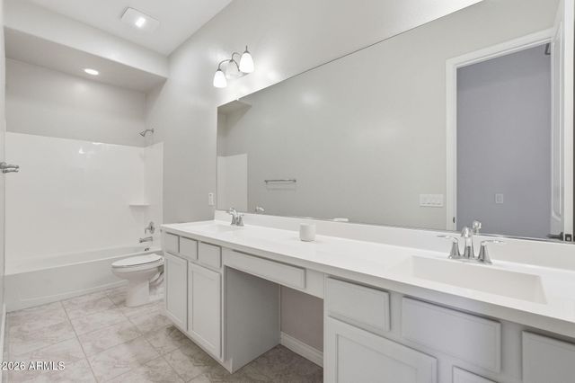 10631 E THATCHER Avenue, Mesa, AZ 85212