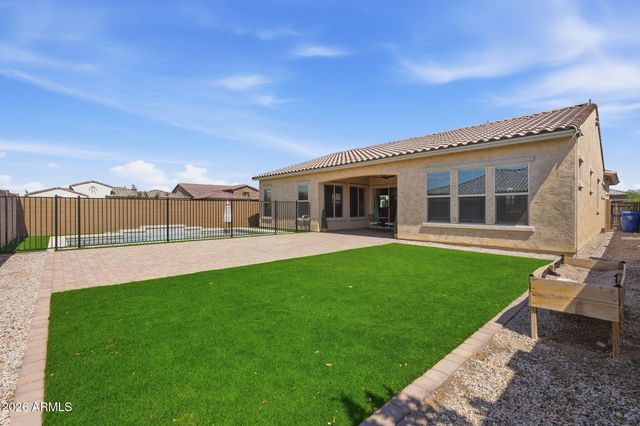 10631 E THATCHER Avenue, Mesa, AZ 85212