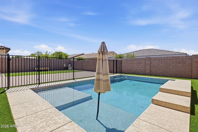 10631 E THATCHER Avenue, Mesa, AZ 85212