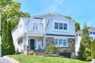 4 Buena Vista Drive, Westport, CT 06880