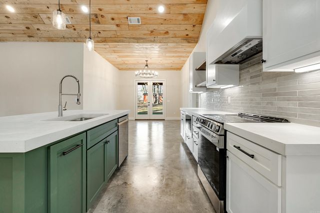 3451 Edison Avenue, Benton, AR 72015