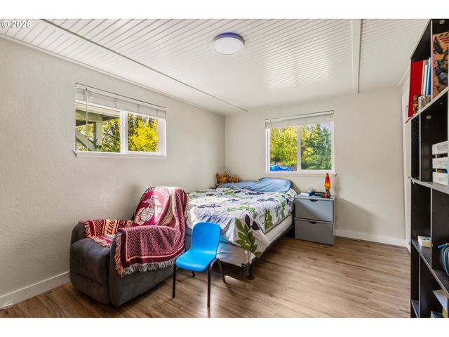 2567 WOOD Ave, Eugene, OR 97402