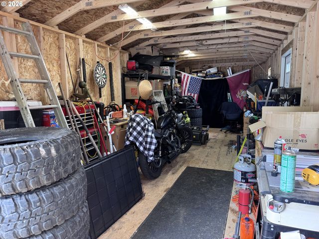 2567 WOOD Ave, Eugene, OR 97402
