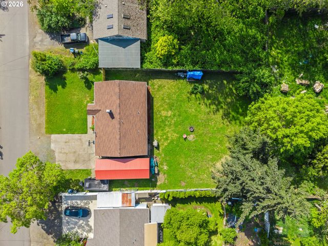 2567 WOOD Ave, Eugene, OR 97402