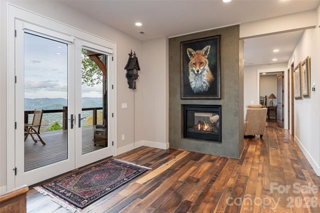 376 Wandering Trail, Waynesville, NC 28785