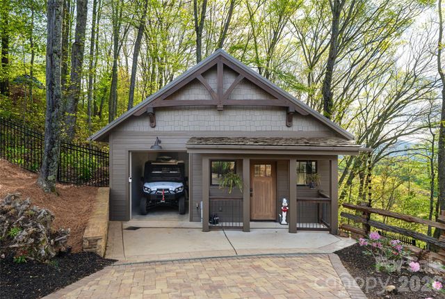 376 Wandering Trail, Waynesville, NC 28785