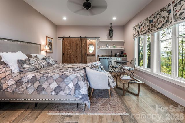 376 Wandering Trail, Waynesville, NC 28785
