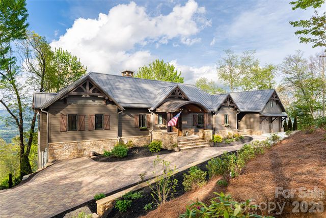 376 Wandering Trail, Waynesville, NC 28785