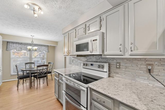 3030 Stratford Court, Loveland, OH 45140