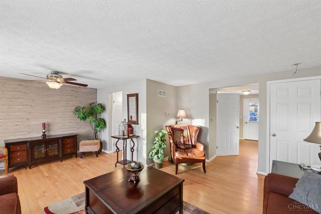 3030 Stratford Court, Loveland, OH 45140