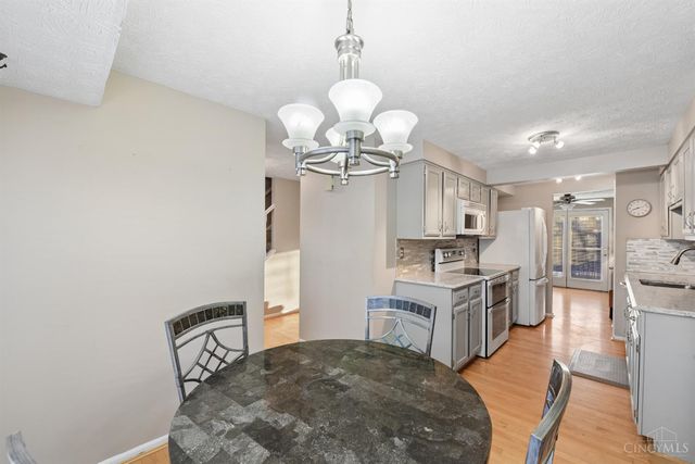 3030 Stratford Court, Loveland, OH 45140