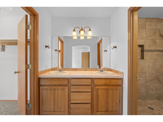 16412 Ne 13TH St, Vancouver, WA 98684