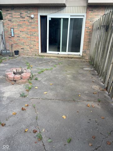 7480 Country Brook Drive, Indianapolis, IN 46260