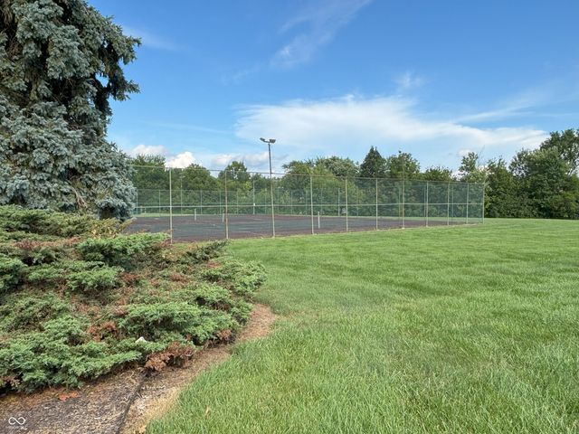 7480 Country Brook Drive, Indianapolis, IN 46260