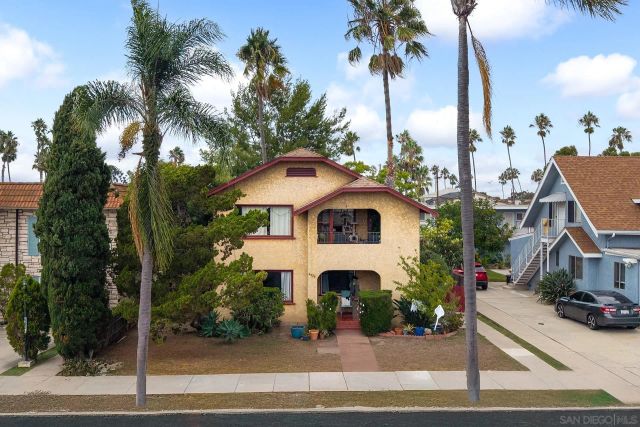 4438-44 Campus, San Diego, CA 92116