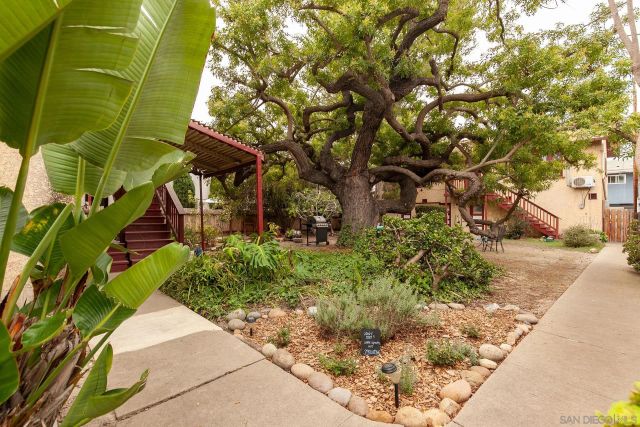 4438-44 Campus, San Diego, CA 92116