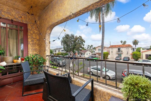 4438-44 Campus, San Diego, CA 92116