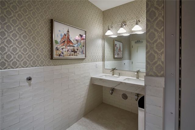 409 Beaver Street, Sewickley, PA 15143