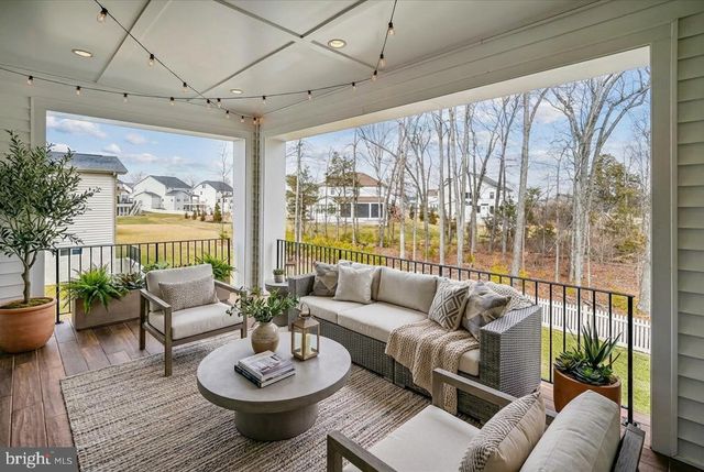 25000 FALLING BROOK CIR, Aldie, VA 20105