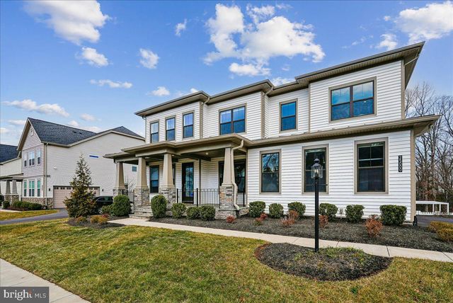 25000 FALLING BROOK CIR, Aldie, VA 20105