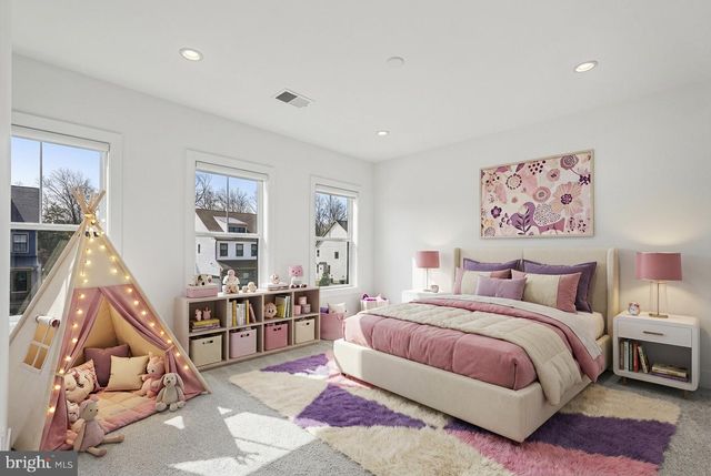 25000 FALLING BROOK CIR, Aldie, VA 20105